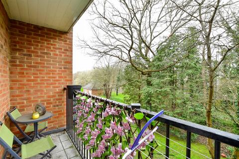 undefined, Woodfield Lodge, Crawley RH10