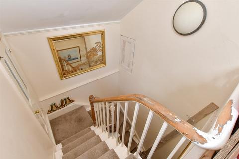 3 bedroom flat for sale, The Grove, Ryde PO33
