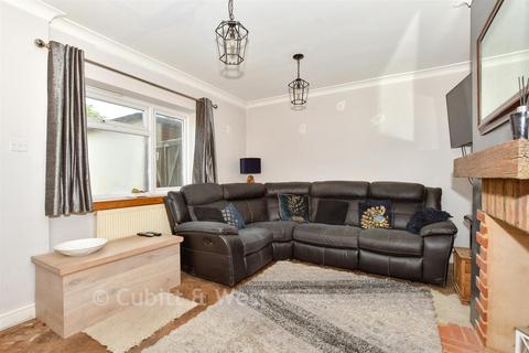 undefined, Griffin Crescent, Littlehampton BN17