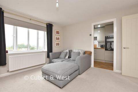 undefined, Nightingale Court, Redhill RH1