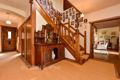 undefined, Woodcote Park Avenue, Purley CR8