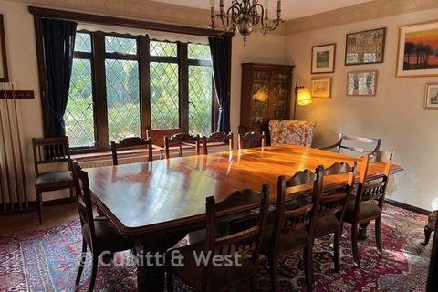undefined, Woodcote Park Avenue, Purley CR8