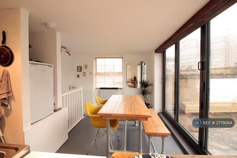 undefined, Arcadia Court, London, E1