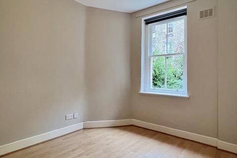 undefined, Patriothall, Stockbridge, Edinburgh, EH3