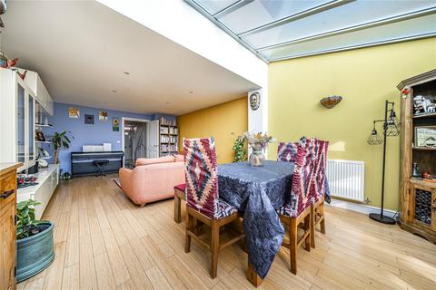 4 bedroom semi-detached house for sale, Clover Rise, Woodley, Reading