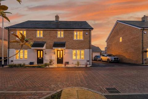Grasmere Place, Wixams