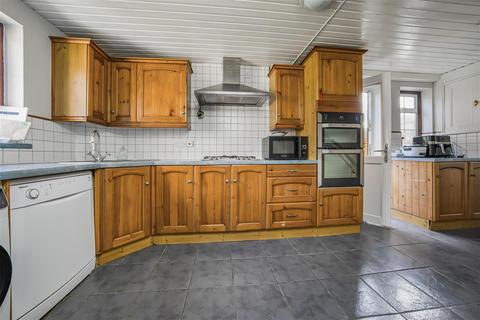 3 bedroom semi-detached house for sale, Claremont, Bricket Wood, St. Albans