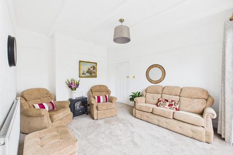 2 bedroom detached bungalow for sale, Cheltenham Road, Longlevens, Gloucester