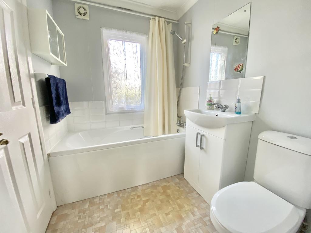 Modern Bathroom