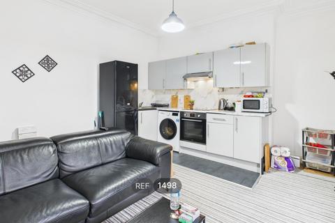 undefined, Albert Avenue, HU3 6PF