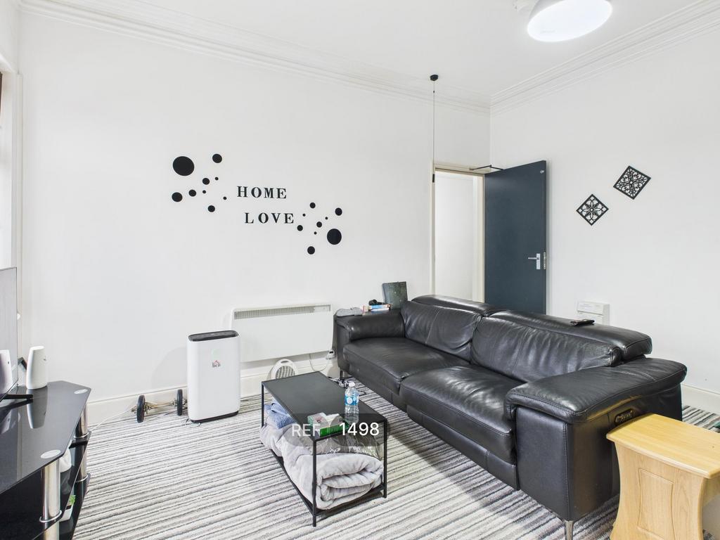 Kitchen / Living area
