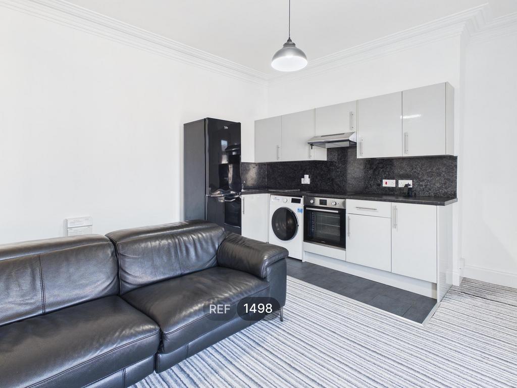 Kitchen / Living area