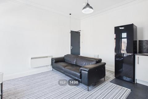 1 bedroom apartment to rent, Albert Avenue, HU3 6PF