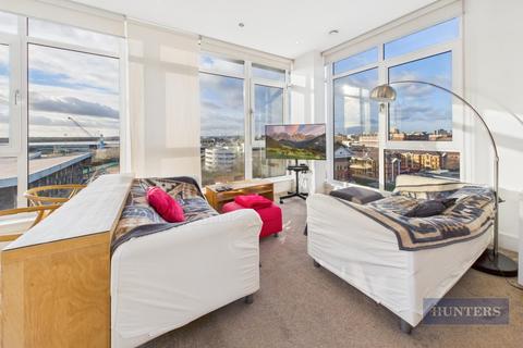 2 bedroom flat for sale, Cobalt Quarter, Maritime Walk, SO14