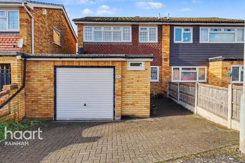 Venette Close, Rainham