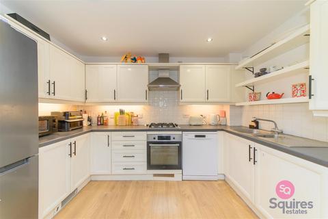 2 bedroom flat for sale, Coleridge Way, Borehamwood