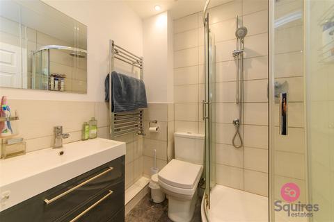 2 bedroom flat for sale, Coleridge Way, Borehamwood