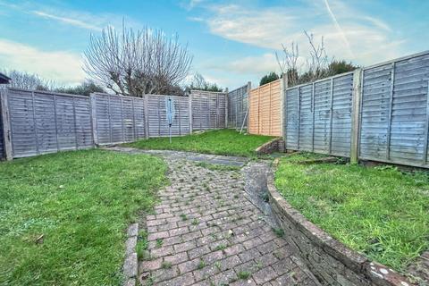 undefined, Dormansland, RH7