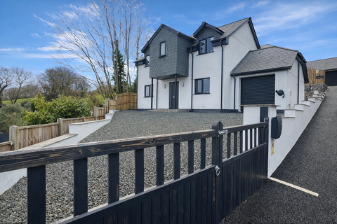 3 bedroom detached house for sale, St Austell PL26