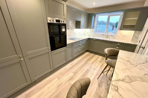 3 bedroom detached house for sale, St Austell PL26