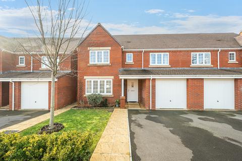 undefined, Cozens Grove, Shrivenham, Swindon, SN6