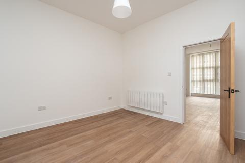 undefined, Liverpool L9
