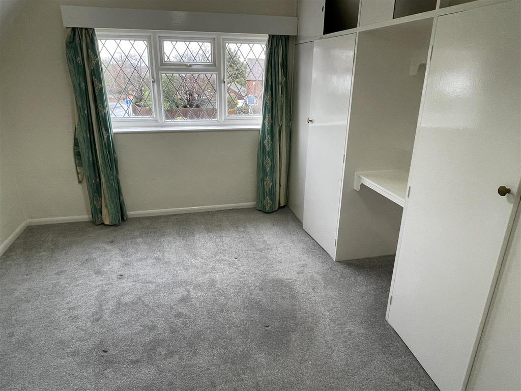 Bedroom 2.JPG