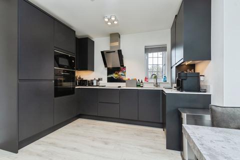2 bedroom flat for sale, 170 Hayes Lane, Kenley, CR8