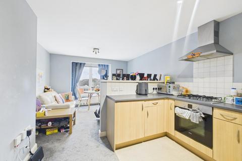 2 bedroom apartment for sale, Lincoln Road, The Mews