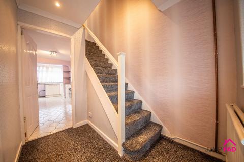 2 bedroom property to rent, Richards Grove, St. Helens, WA9