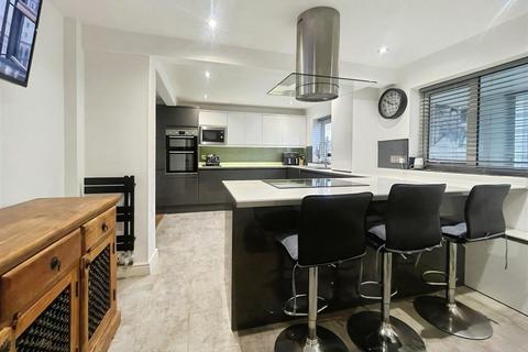 undefined, Royale Close, Aldershot