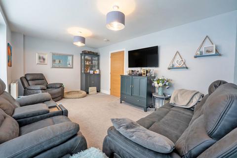 3 bedroom semi-detached house for sale, Kesteven Way, Little Stanion, Corby, Northamptonshire, NN18 8GG