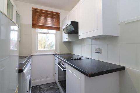 1 bedroom flat for sale, Frenches Road, Redhill