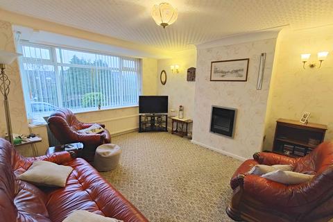 3 bedroom semi-detached house for sale, South Lane, Shelf HX3