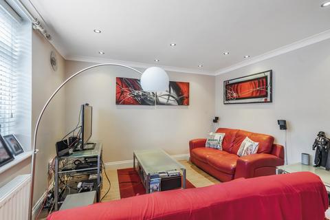 3 bedroom apartment for sale, Packhorse Road, Gerrards Cross, Buckinghamshire, SL9