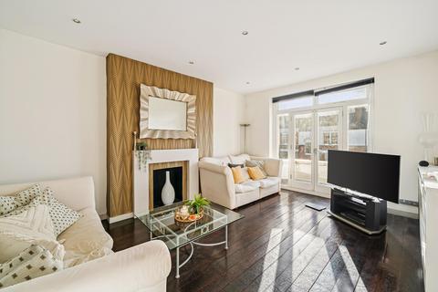 3 bedroom flat for sale, Beaufort Street, Chelsea, London SW3