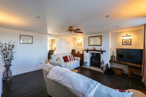 4 bedroom property for sale, Les Banques, St Sampson's, Guernsey, GY2