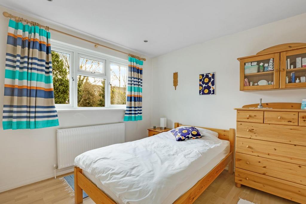 07-4ccb JHProp World - 7 Longton Grove - 34.jpg