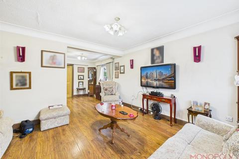 undefined, Ffordd Meirionydd, Wrexham