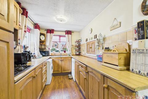 undefined, Ffordd Meirionydd, Wrexham