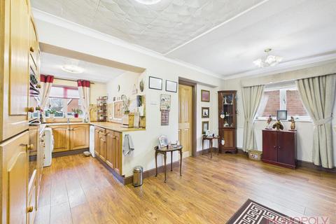 undefined, Ffordd Meirionydd, Wrexham