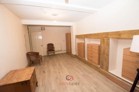 2 bedroom flat for sale, Caledonian Road, Kings Cross, London, N1