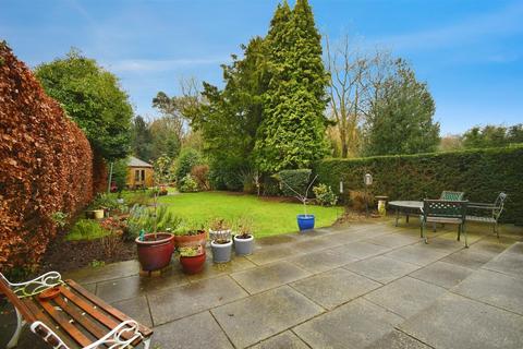 4 bedroom semi-detached house for sale, Tranby Lane, Anlaby, Hull