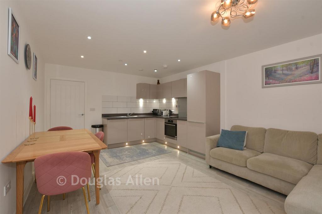 Lounge/Kitchen /Dining Room