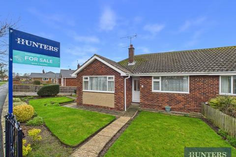 2 bedroom semi-detached bungalow for sale, Wharfedale, Filey