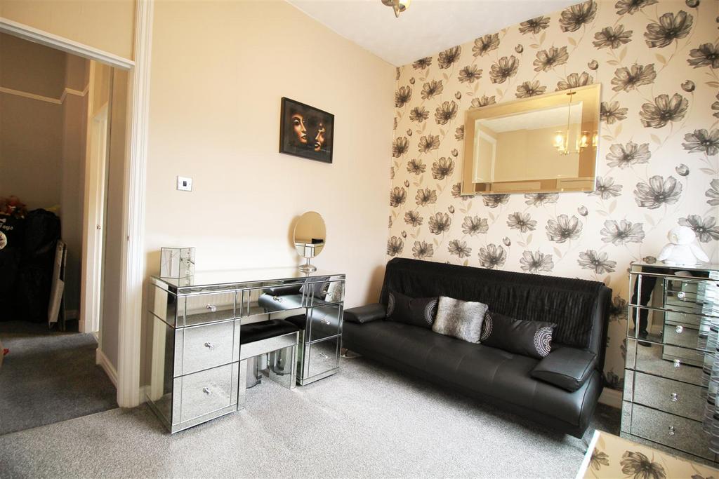 Bedroom2.jpg