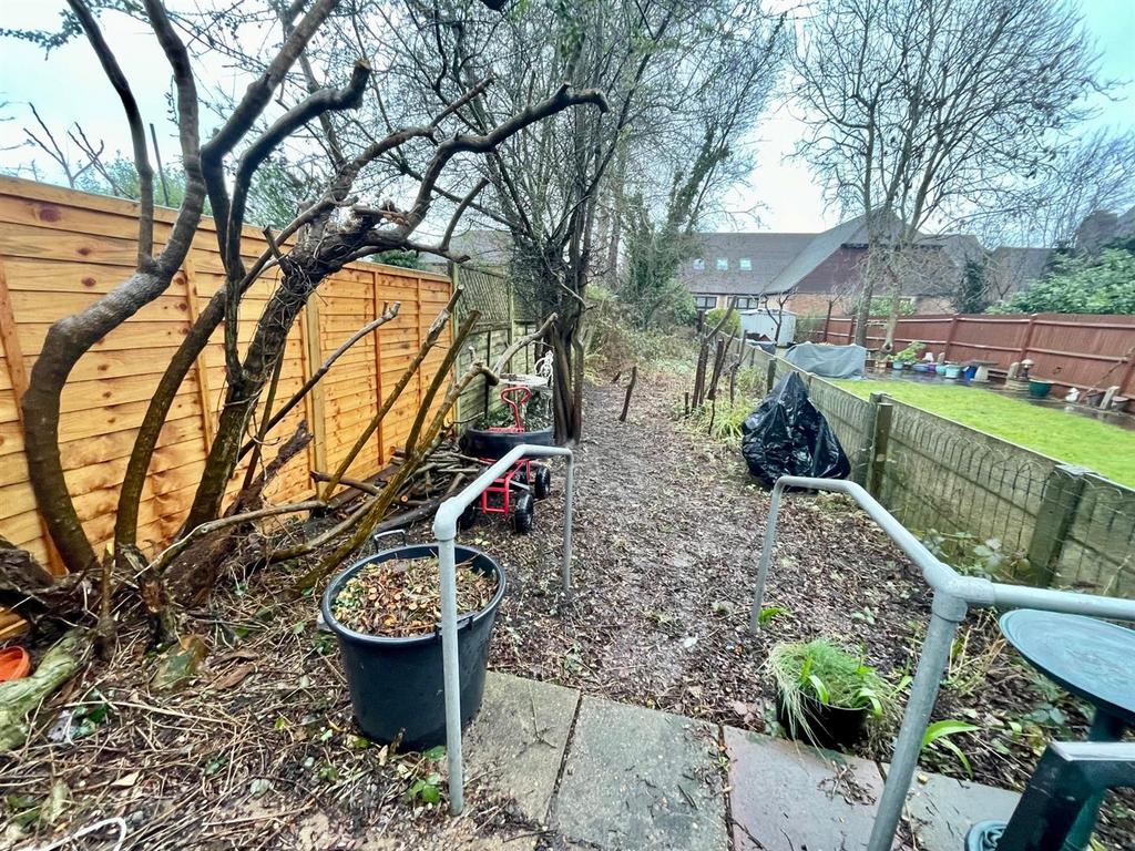 12 Dugdale garden.jpg