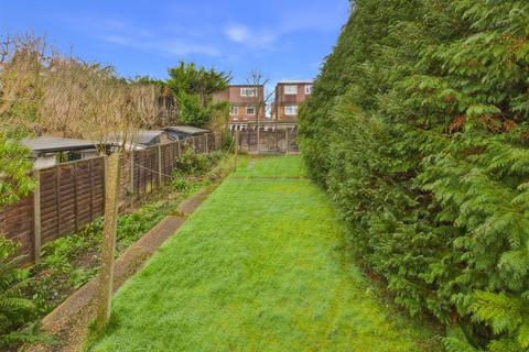3 bedroom semi-detached house for sale, Sidney Road, Walton-On-Thames