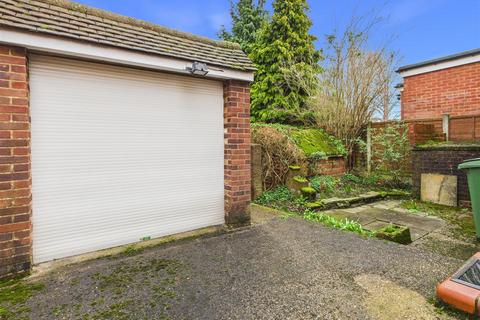 3 bedroom semi-detached house for sale, Sidney Road, Walton-On-Thames