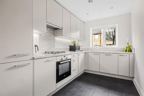 undefined, Woolhampton Way, Reading